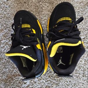 Air Jordan 4 Retro (PS) Kids' Shoes